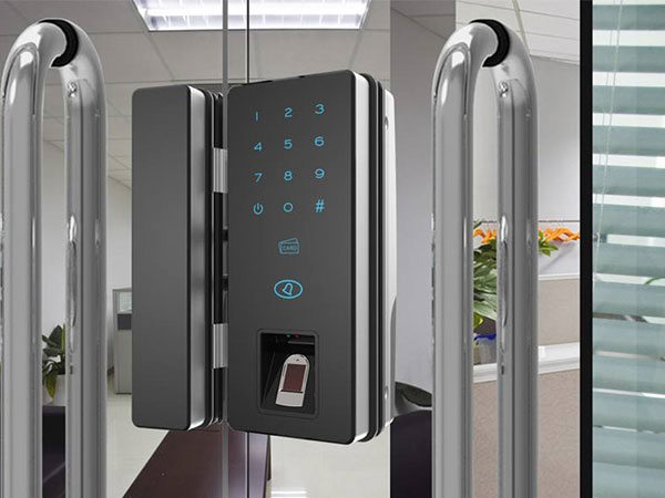 铁力24小时上门开锁公司