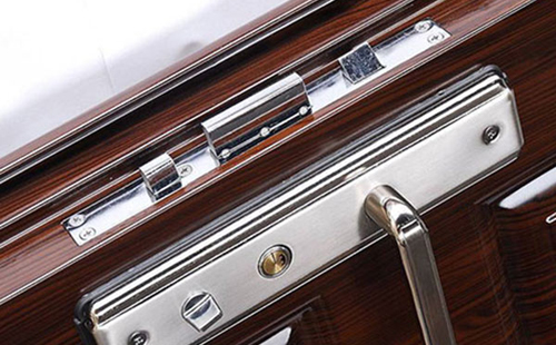 铁力24小时上门开锁公司